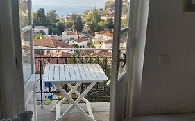 Tsitsinakis Traditional House